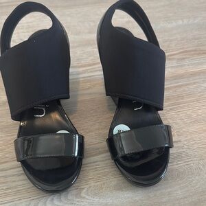 Elegant Calvin Klein Black Women's Sandals- worn indoors once.